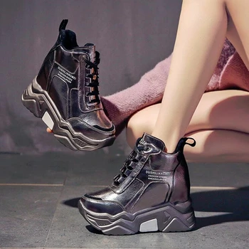 2020 De La Moda De Chunky De La Plataforma Al Aire Libre Zapatillas De Deporte De Las Mujeres De Invierno Cálido Super Tacones Altos Zapatos Casuales De La Mujer El Aumento De Altura De Arranque De Mujer