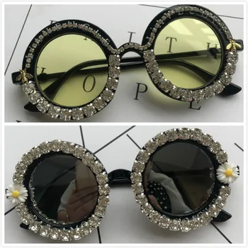 2pcs/lot de Visión Nocturna Gafas de sol de las Mujeres del Diamante Redondo Espejo Gafas Redondas y Pequeñas Sombras UV400 de la Belleza de la Playa de Gafas de sol de cristal