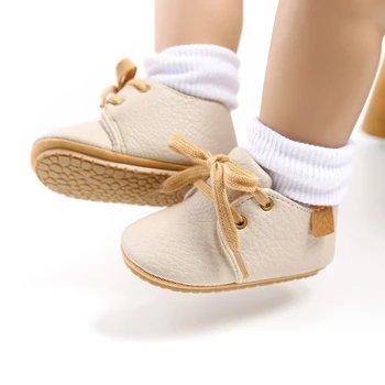 8 Colores de Bebé, Zapatos de Niños Recién nacido Niño Zapatos de Bebé Niños Niñas de la PU antideslizante Casual Zapatillas de deporte + 1 Par de Calcetines