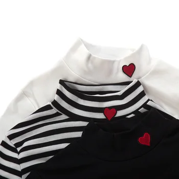 Primavera Otoño de Cuello Delgado T-camisas de las Mujeres de la Moda de Rayas Amor Corazón Bordado Largo Sleev de la Camiseta de la Hembra Todo el Partido Básica Tops