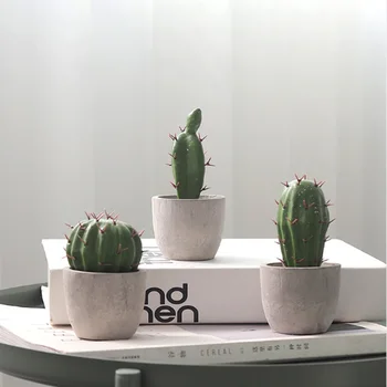 Simulación de cactus en maceta de la planta lindo falso de cactus en el jardín de casa de la decoración de la granja de escritorio de office decoración