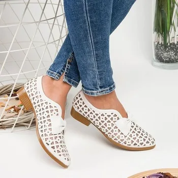 Verano de 2020 las Mujeres Sandalias de la Venta Caliente Señaló Agujero Zapatos de tacón Bajo de Mujeres Arco Hueco de Zapatos de Mujer