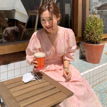 Vestido de verano de 2020 coreana de ropa de moda vintage de representación de impresión V-cuello de la linterna de la manga casual de algodón de color rosa vestido largo mujer